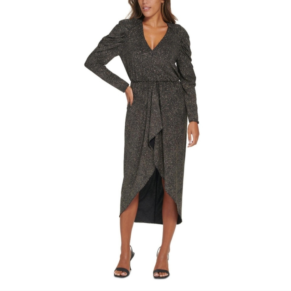 Women's clothing (232)